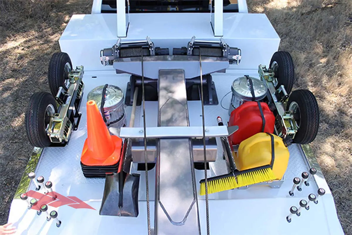 4 gallon trash can mounts on wrecker